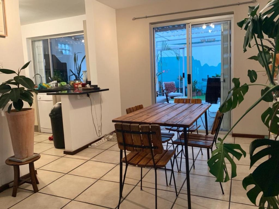 3 Bedroom Property for Sale in Vredehoek Western Cape